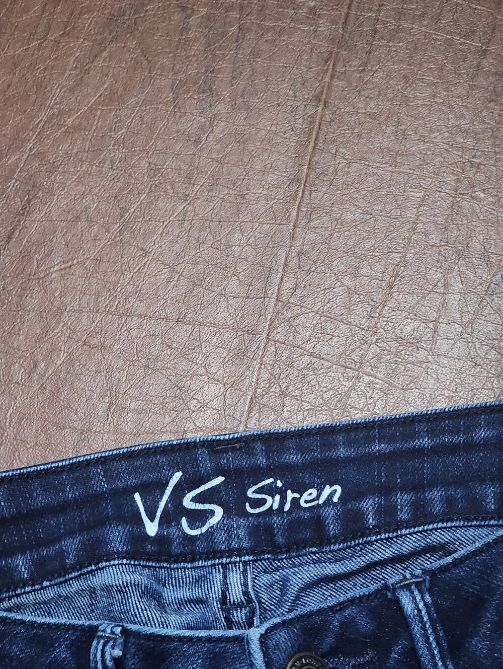 Victoria's Secret Dark Blue Skinny Jeans - Picture 6 of 9